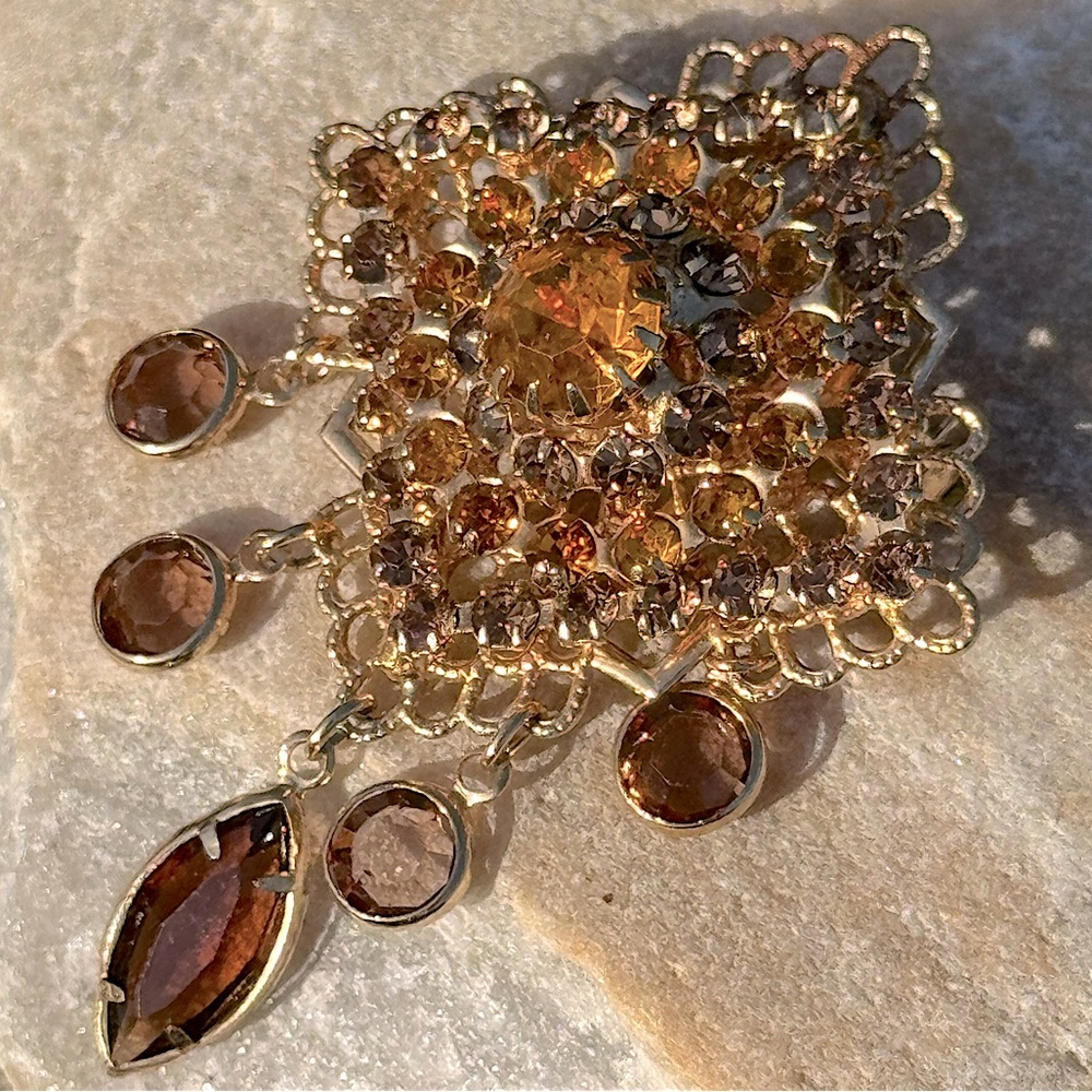 🧡 Vintage Rhinestone Orange & Brown Gold Tone Brooch